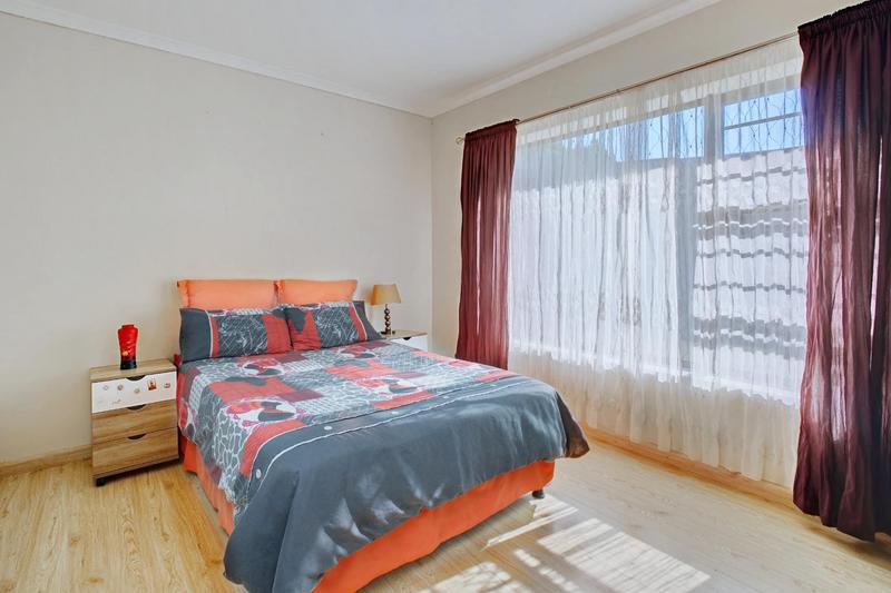 3 Bedroom Property for Sale in Walmer Downs Eastern Cape